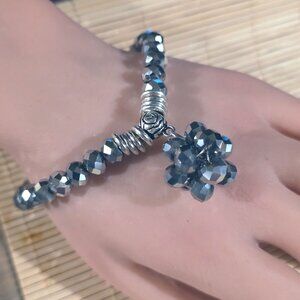 Artisan Dark Silver Faceted Crystal Beads and Bauble Pendant Stretch Bracelet